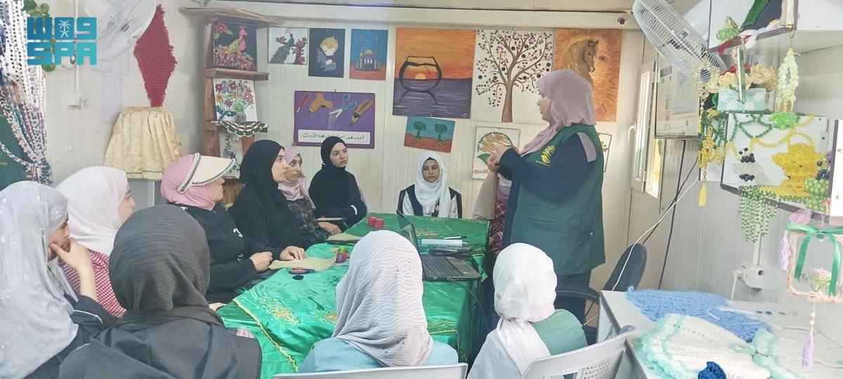 مركز الملك سلمان للإغاثة ينظم ورش عمل للّاجئات السوريات في مخيم الزعتري بالأردن