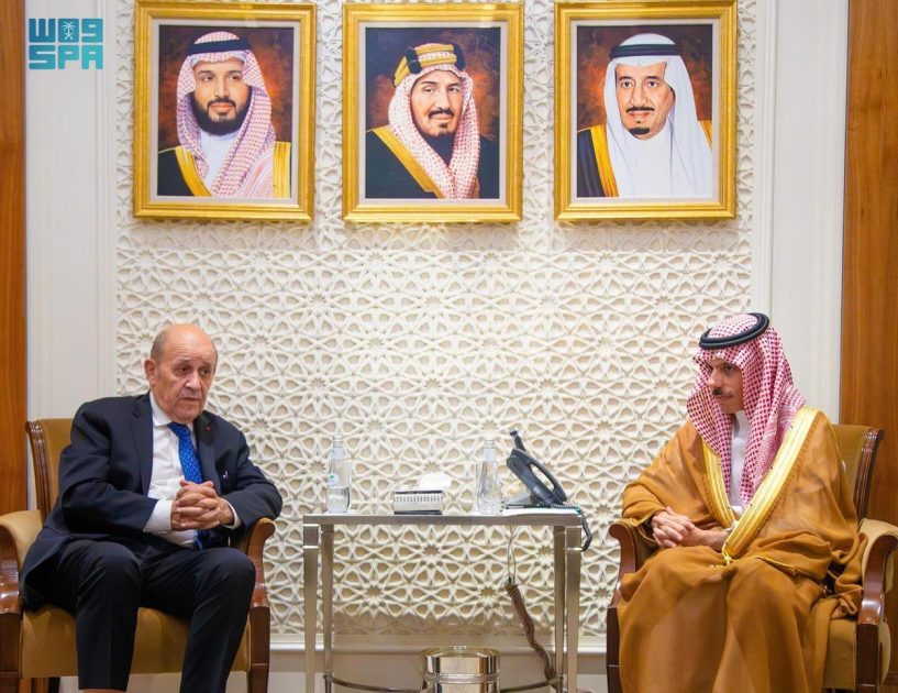 سمو وزير الخارجية يستقبل المبعوث الفرنسي إلى لبنان