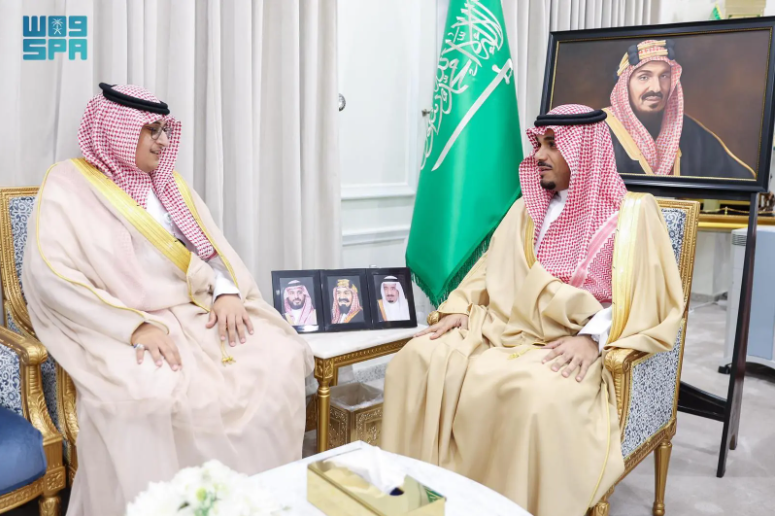 نائب‎ أمير نجران يستقبل مدير مكتب المركز الوطني للرقابة على الالتزام البيئي بالمنطقة