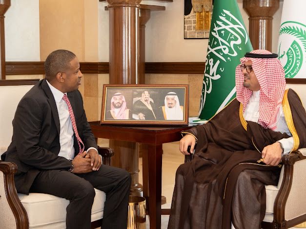 نائب أمير مكة يستقبل القنصل العام لجمهورية كينيا