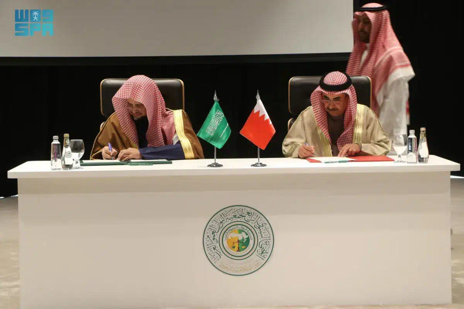 النائب العام ونظيره البحريني يوقعان اتفاقية تعاون مشترك في مجال مكافحة الجريمة الأصلية والإرهاب