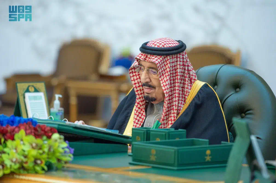 خادم الحرمين الشريفين يعزي ملك الأردن في وفاة الأميرة ماجدة رعد