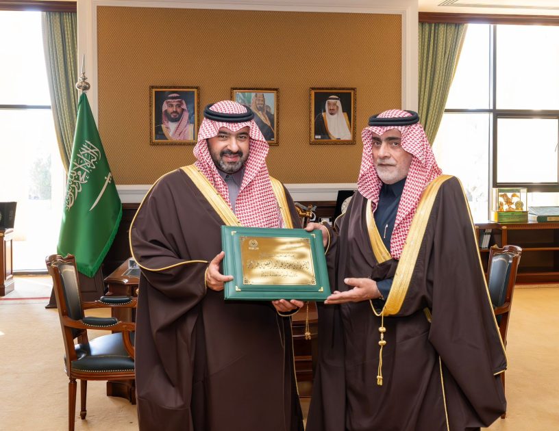 نائب أمير منطقة تبوك يطلع على تقرير عن مؤشرات الأداء التعليمي بالمنطقة