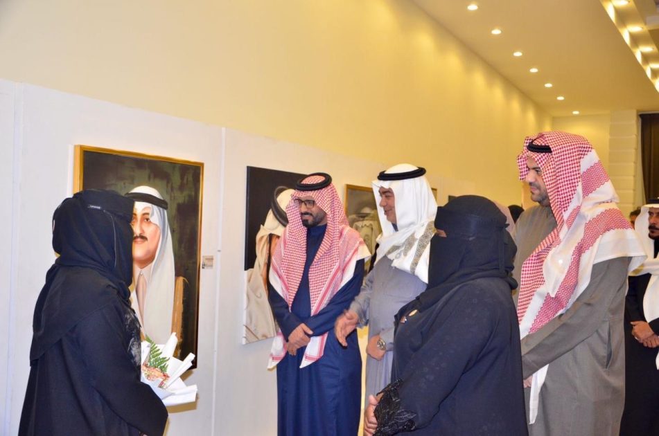 معرض “آثار ورجال” بتبوك.. 100 لوحة تشكيلية تحتفي بأمجاد الوطن في يوم التأسيس