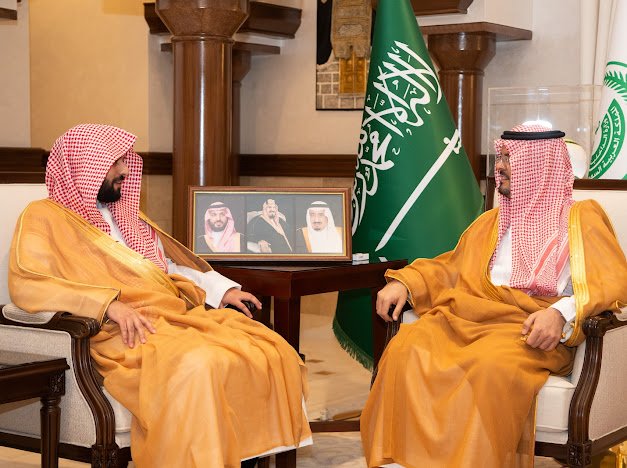 سمو نائب أمير مكة يستقبل رئيس المحكمة الجزائية بمحافظة جدة