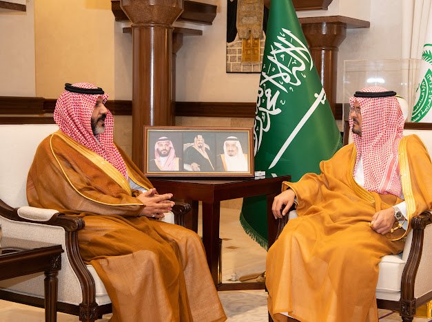 سمو نائب أمير مكة يستقبل مدير فرع هيئة حقوق الانسان بالمنطقه