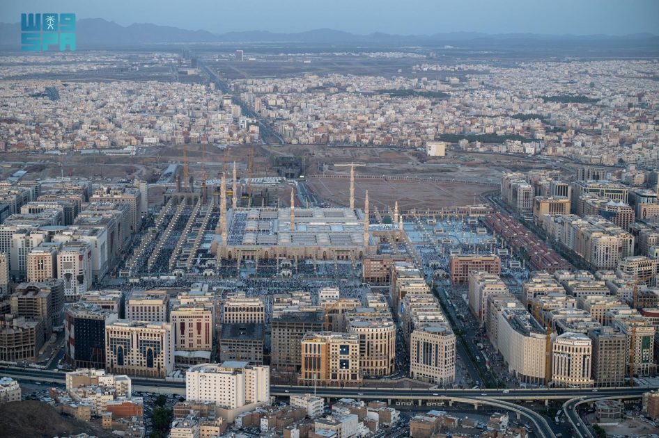 طيران الأمن برئاسة أمن الدولة من المدينة المنورة.. عينٌ في السماء لخدمة ضيوف الرحمن من المعتمرين والزوار