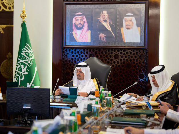 بتوجيه من سمو أمير مكة رئيس اللجنة الدائمة للحج والعمرة… سمو نائبه يترأس إجتماع اللجنة الأول