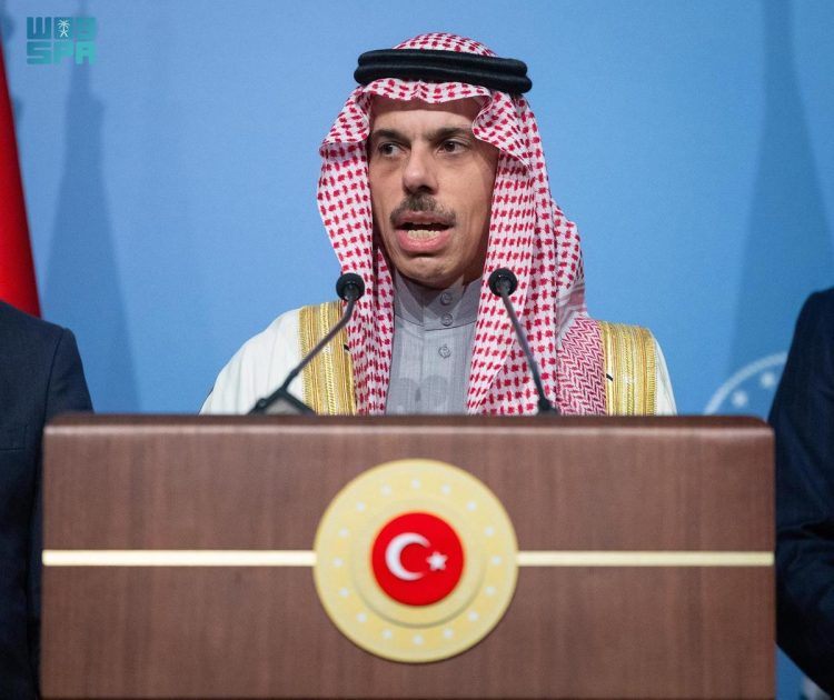 سمو وزير الخارجية يشارك في اجتماع أنطاليا الوزاري لحل الدولتين والسلام الدائم في الشرق الأوسط