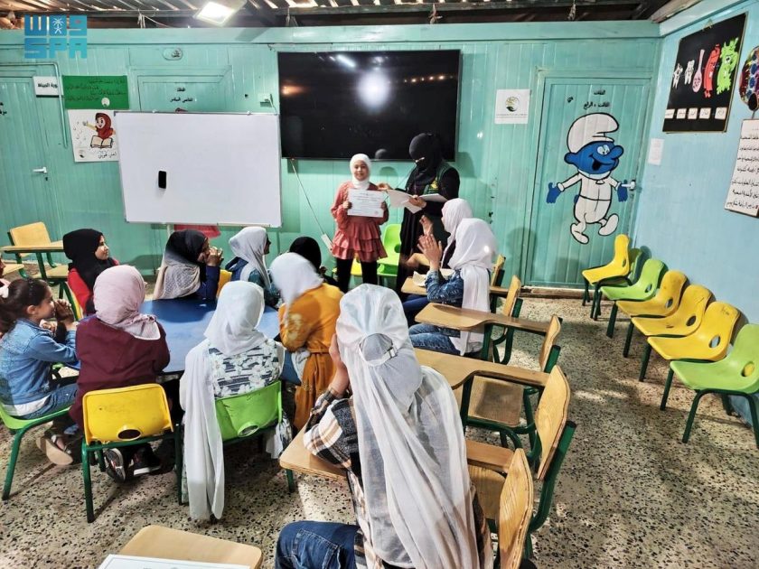 مركز الملك سلمان للإغاثة يختتم الدورة التدريبية والتعليمية الـ 32 في مخيم الزعتري بالأردن