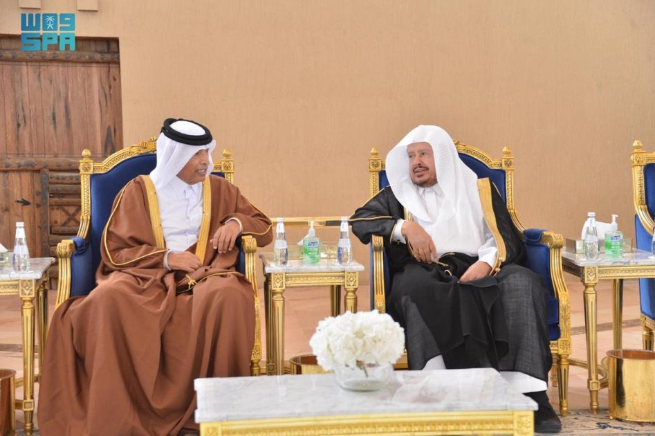 رئيس مجلس الشورى القطري يصل الرياض