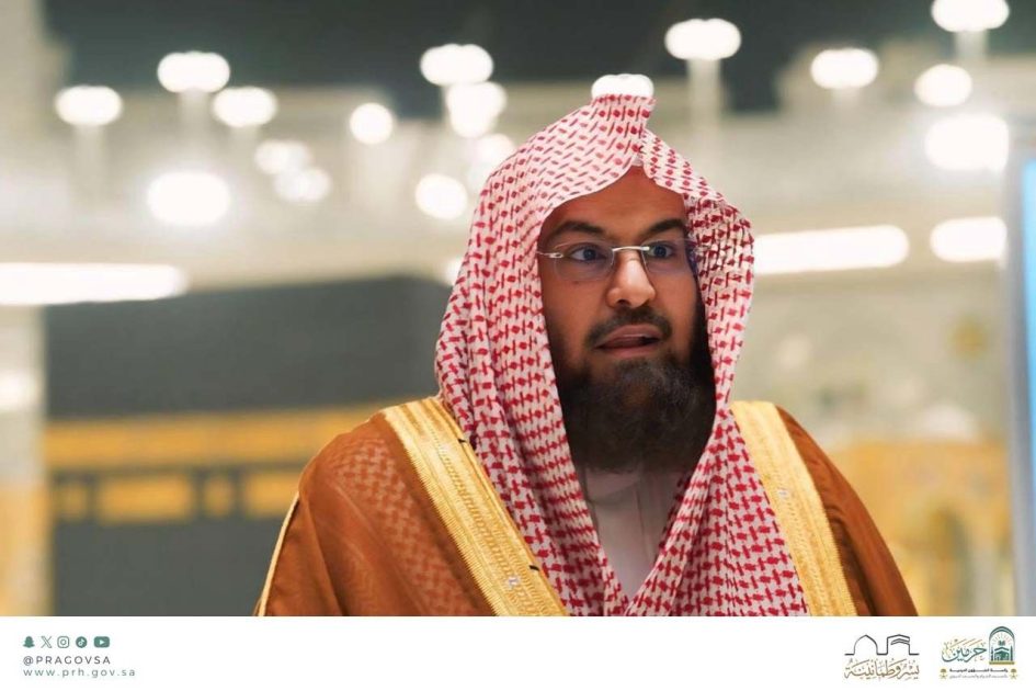 تقديرًا لظروف الحجاج مع اشتداد الحرارةً..  تقصير المدة بين الأذان والإقامة (5 – 10 دقائق) في الصلوات وخطبتا الجمعة والصلاة لاتتجاوز (15) دقيقة