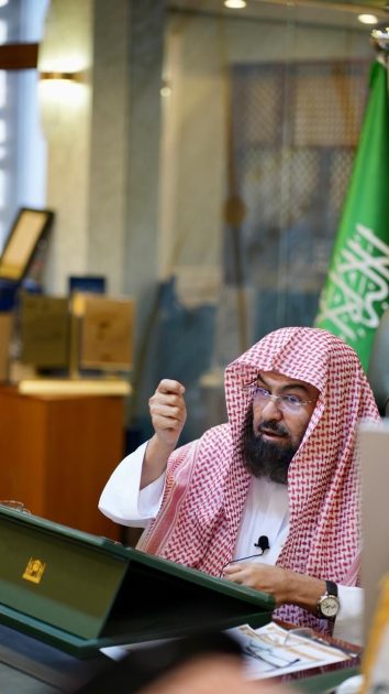 السديس: تعزيز إدارة المطوفين رقميا وتقنيا .. (13470) حاج مستفيد من برنامج التطويف