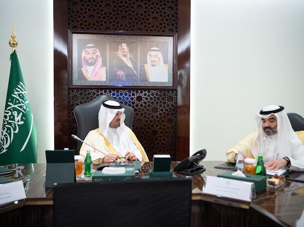 نائب أمير مكة يطّلع على جاهزية التقنيات الرقمية والشبكات في المشاعر المقدسة لخدمة ضيوف الرحمن في حج 1446هـ