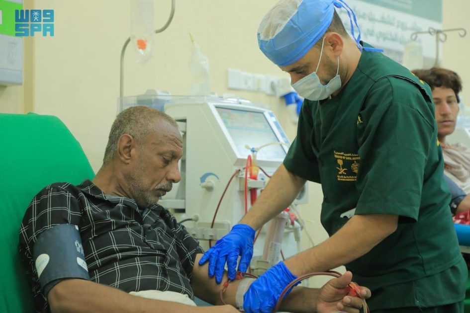 مركز الغسيل الكلوي في الغيضة يقدم خدماته الطبية لـ126 مستفيدًا خلال شهر أبريل الماضي.. بدعم من مركز الملك سلمان للإغاثة