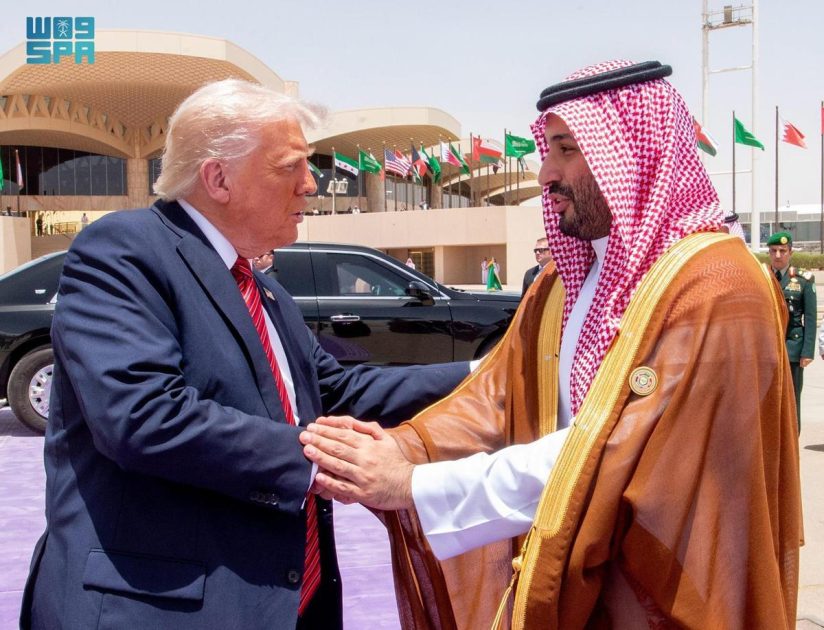 رئيس الولايات المتحدة الأمريكية يغادر المملكة وسمو ولي العهد في مقدمة مودعيه