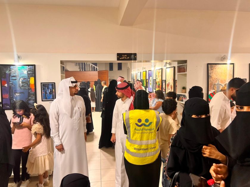 معرض “جَهْبَذ”.. حين تتفتح الألوان على ضفاف الطفولة