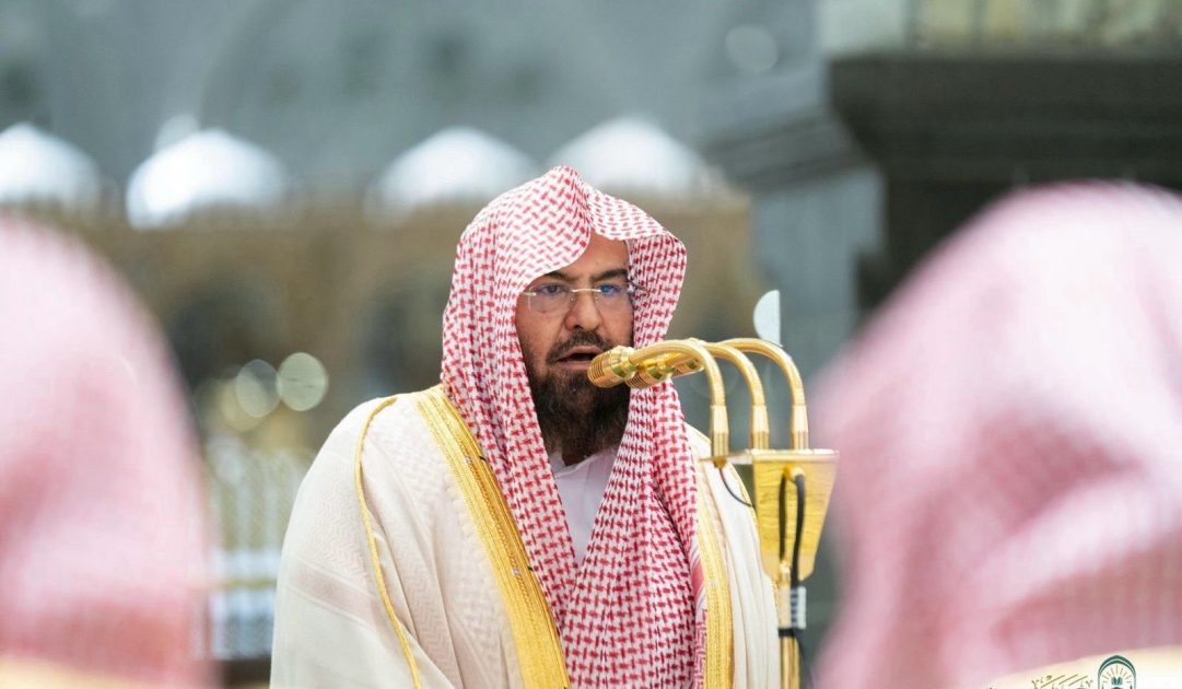 بيُن للحجاج ما يشرع لهم في يوم التروية من المناسك .. السديس :أكثروا من “لييك اللهمّ لبيك”.. واغتسلوا وتطيّبوا قبل الاحرام