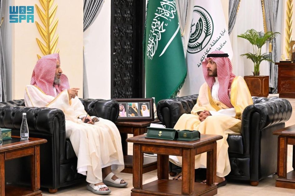 محافظ الطائف يستقبل عضو هيئة كبار العلماء الشيخ سعد الشثري
