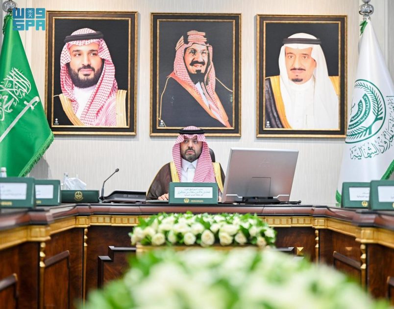 أمير الحدود الشمالية يرأس الاجتماع الثالث عشر للجنة التنفيذية للإسكان التنموي