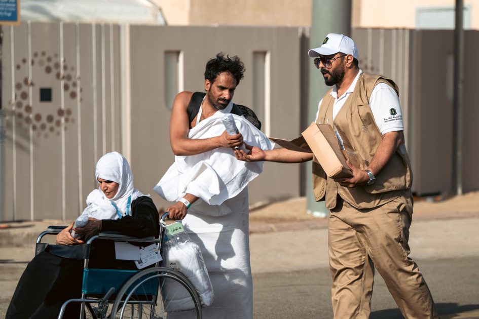 احمِ نفسك، فسلامتك أولاً”… مبادرة توعوية تطوعية من أمانة العاصمة المقدسة لضيوف الرحمن نؤمن بأهمية العمل التطوعي وتأثيره في خدمة الحجاج وضمان سلامتهم