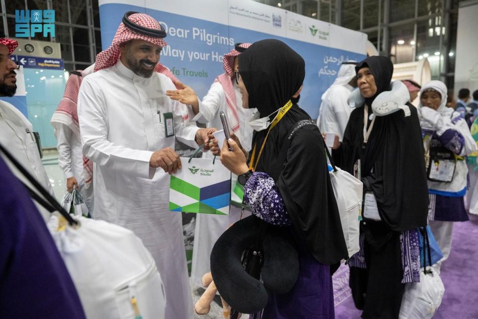 الخطوط السعودية تختتم عمليات موسم حج 1446 بتوديع آخر فوج من الحجاج