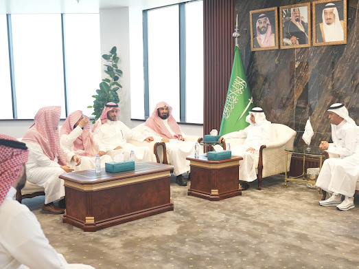 “وفد من قيادات الرئاسة العامة لهيئة الأمر بالمعروف يلتقون الرئيس التنفيذي لقطاع الموانئ الغربي بجدة*