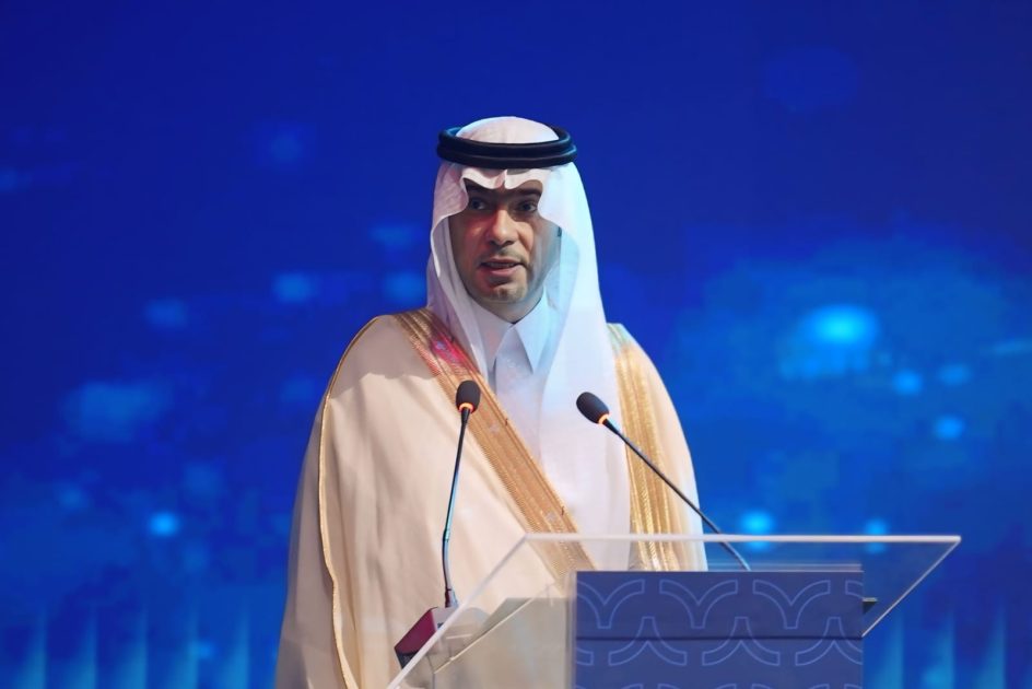 تحت شعار “ذكاء المرافق”وزير البلديات والإسكان يرعى انطلاق المؤتمر والمعرض الدولي للمرافق 2025 بالرياض