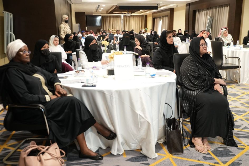 تجمع مكة الصحي يستضيف خبراء عالميين لمناقشة تعزيز سلامة المرضى