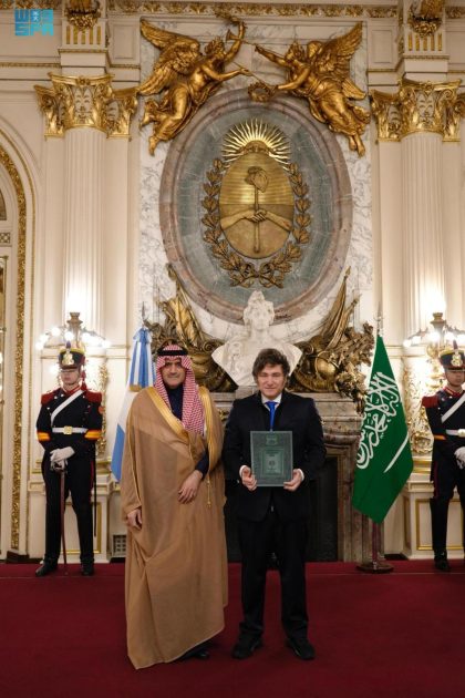 السفير الغامدي يسلّم أوراق اعتماده لرئيس جمهورية الأرجنتين