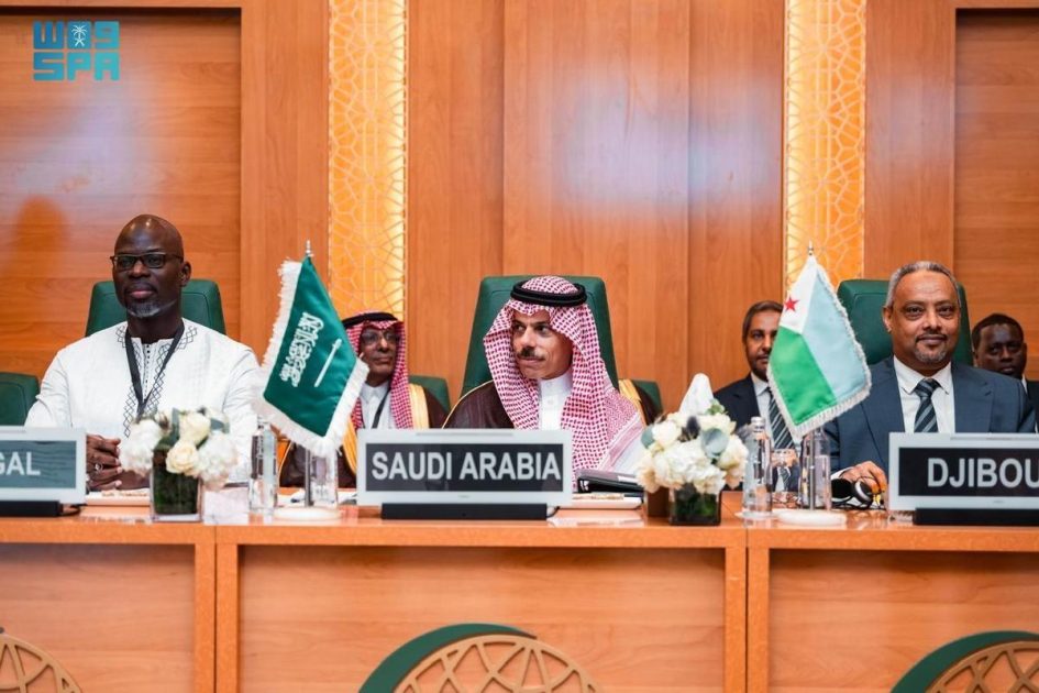 وزراء خارجية الدول الأعضاء في منظمة التعاون الإسلامي يؤكدون القرارات الصادرة عن القمم والمجالس الوزارية للمنظمة بشأن قضية فلسطين والقدس الشريف