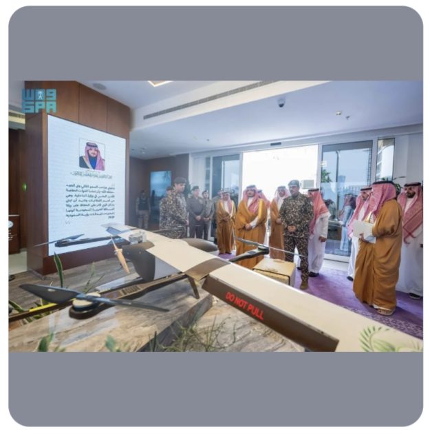 الأمير عبدالعزيز بن سعود يقف على سير العمل في قيادة القوات الخاصة للأمن البيئي