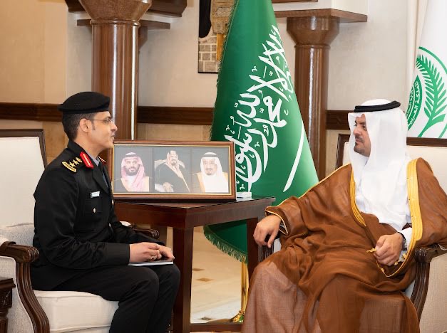 نائب أمير منطقة مكة المكرمة يستقبل  مدير مركز العمليات الأمنية الموحدة 911 بالمنطقة