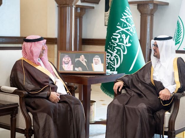 سمو نائب أمير منطقة مكة المكرمة  يستقبل معالي وزير التعليم