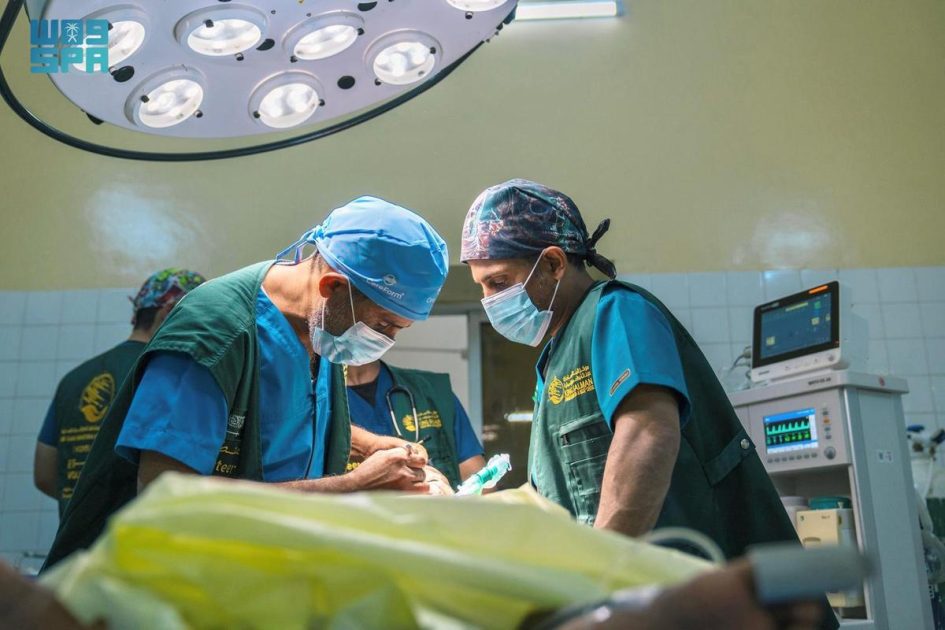 مركز الملك سلمان للإغاثة ينفذ المشروع الطبي التطوعي لجراحة التجميل والحروق والتشوهات في مدينة بورتسودان بجمهورية السودان