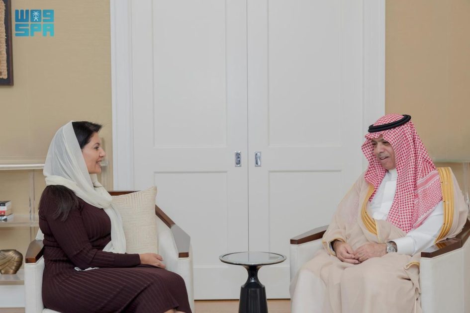 سمو سفيرة المملكة لدى الولايات المتحدة تستقبل رئيس هيئة الطيران المدني