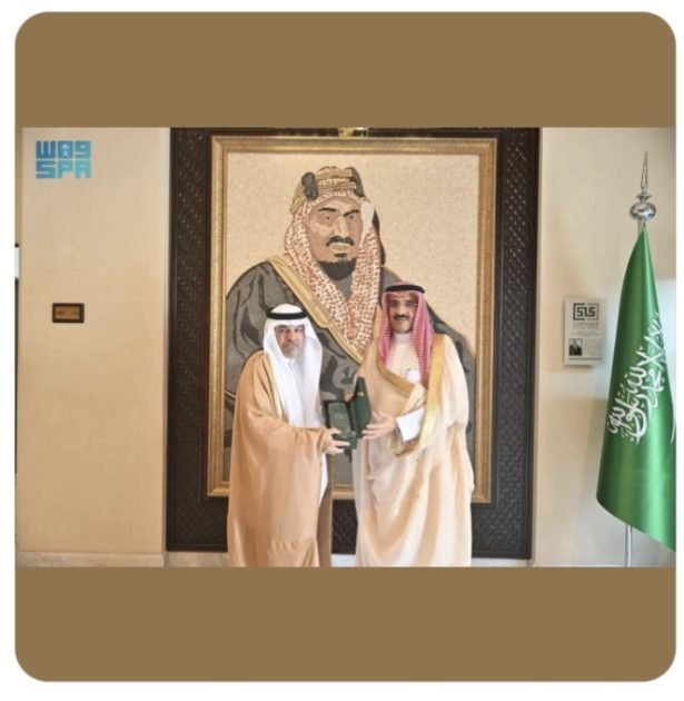 سفير المملكة لدى تونس يستقبل مدير عام مكافحة المخدرات