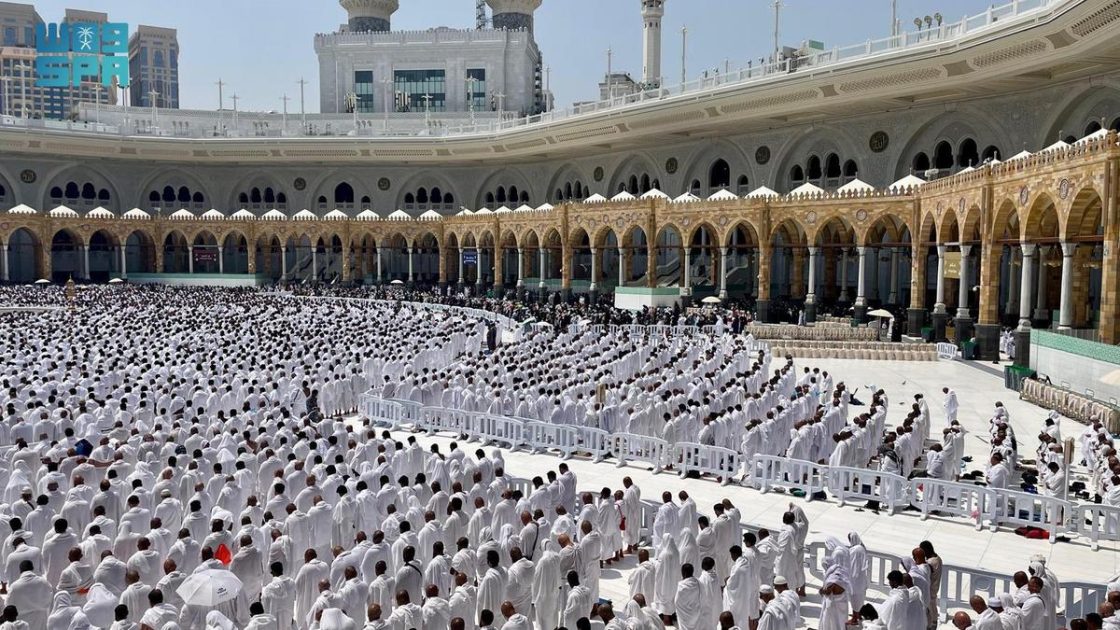 خطبة الجمعة من المسجد الحرام