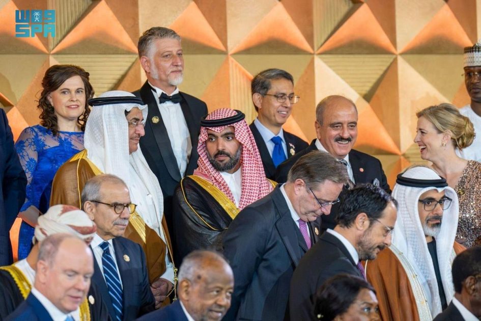 نيابةً عن خادم الحرمين الشريفين وسمو ولي العهد.. سمو وزير الثقافة يحضر افتتاح المتحف المصري الكبير