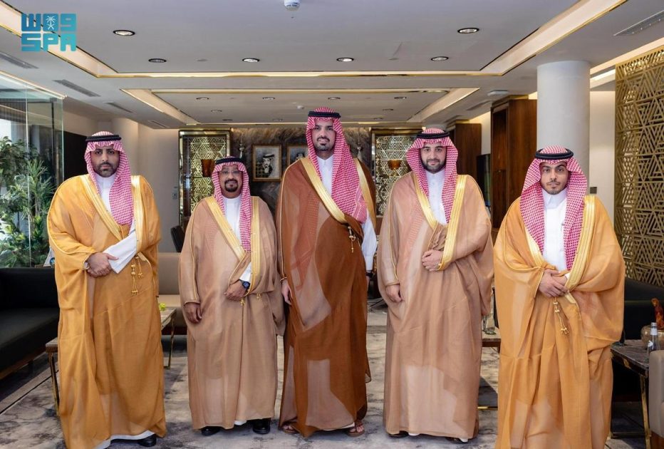 سمو أمين منطقة الرياض يلتقي الرئيس التنفيذي لهيئة تطوير محمية الإمام عبدالعزيز بن محمد الملكية