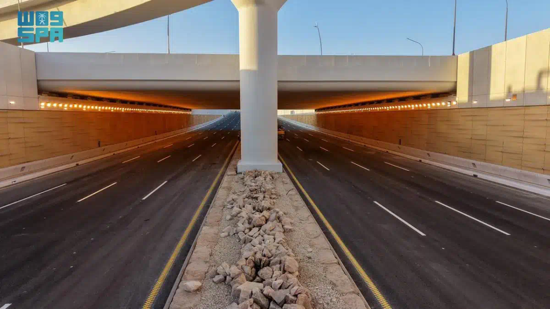 أمانة الرياض تفتتح جزئيًا تقاطع ديراب مع طريق النفود