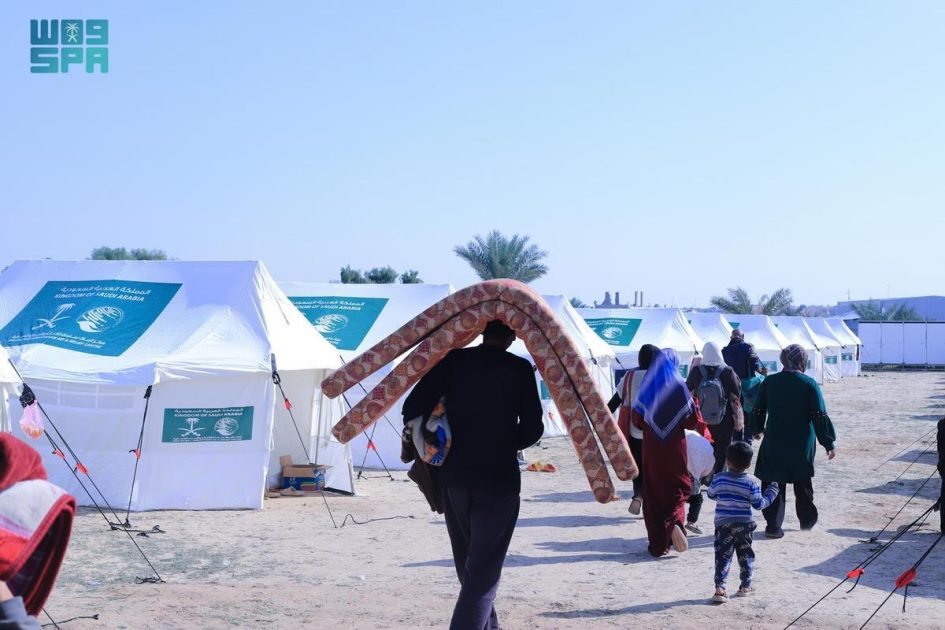 الأسر النازحة في قطاع غزة تشكر المملكة على إنشاء مخيم آمن يعيد الطمأنينة لها ولأطفالها