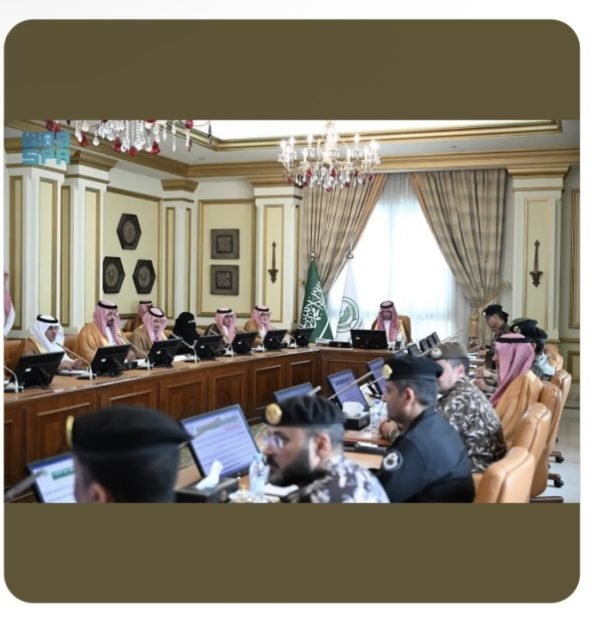 محافظ جدة يرأس الاجتماع السنوي للجنة الدفاع المدني الفرعية للعام 1447هـ
