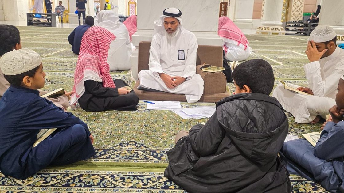 البرنامج القرآني الشتوي بالمسجد الحرام يوفر مسارات لحفظ ومراجعة القرآن الكريم