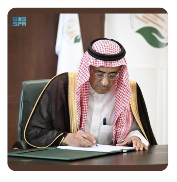 مركز الملك سلمان للإغاثة يوقع اتفاقية تعاون مشترك لتشغيل العيادات الطبية التغذوية الطارئة لنازحي محافظة الحديدة