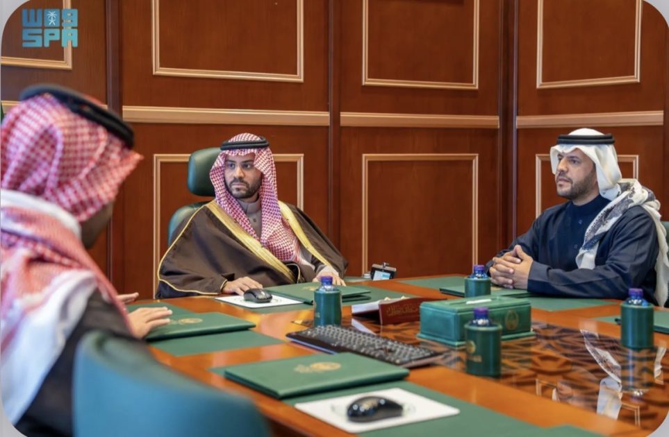 نائب أمير حائل يستقبل مدير فرع هيئة التراث بالمنطقة