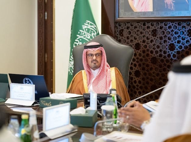 بتوجيه من أمير منطقة مكة المكرمة …سمو نائبه يترأس إجتماع اللجنة الدائمة للحج والعمره