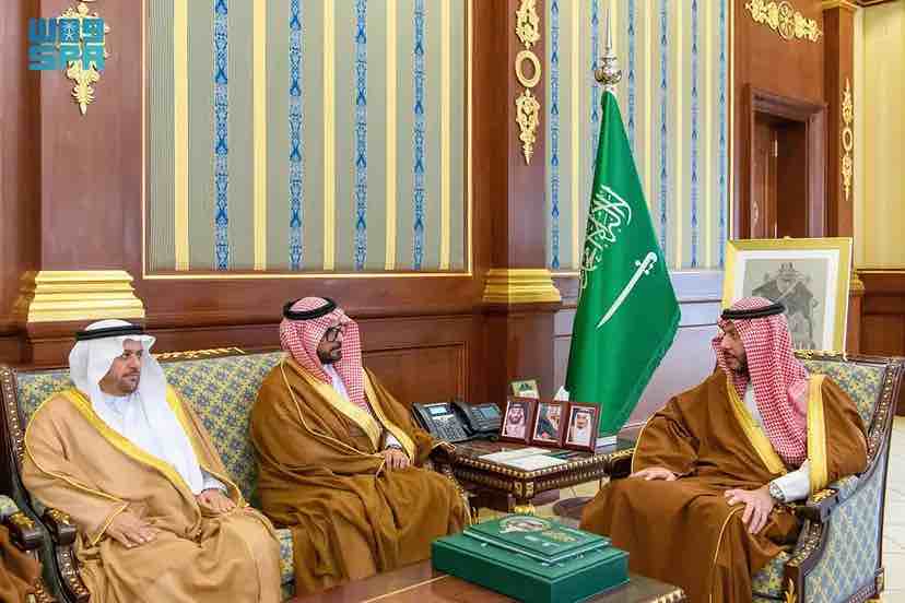 نائب أمير المدينة المنورة يستقبل مدير إدارة التدريب التقني بالمنطقة