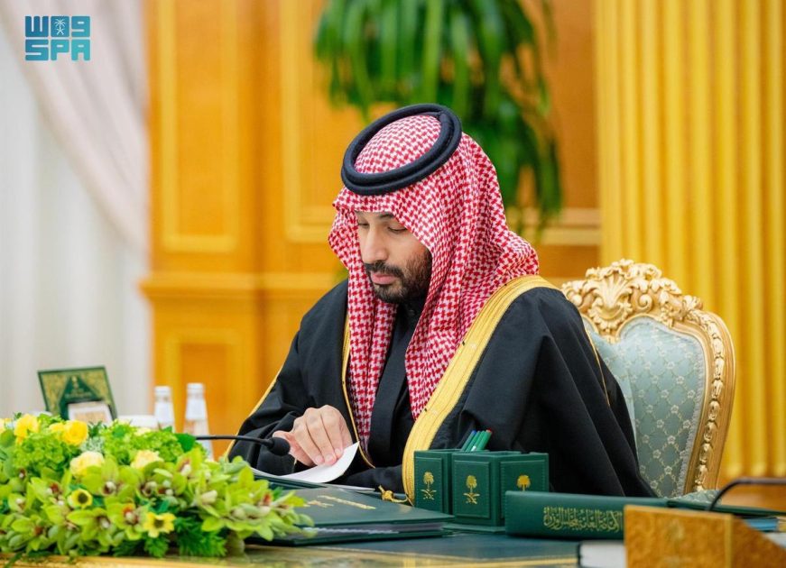 سمو ولي العهد يجري اتصالًا هاتفيًا برئيس روسيا الاتحادية