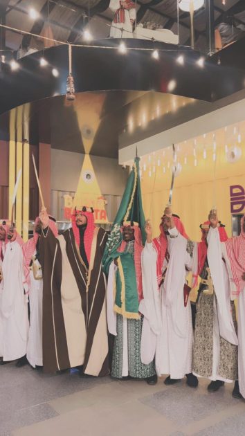 فرقة “بلابل نجد”  تُضيء احتفالات يوم التأسيس في تبوك بمشاركة الأطفال
